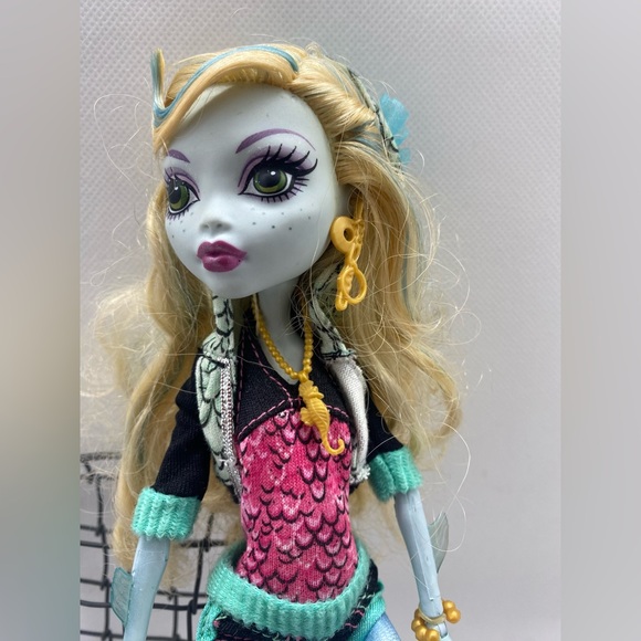 Monster High First Wave Lagoona Blue Doll Mattel READ - Picture 4 of 10